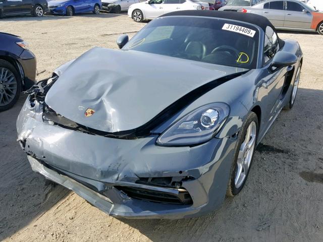 WP0CA2A89JS210497 - 2018 PORSCHE BOXSTER BLUE photo 2