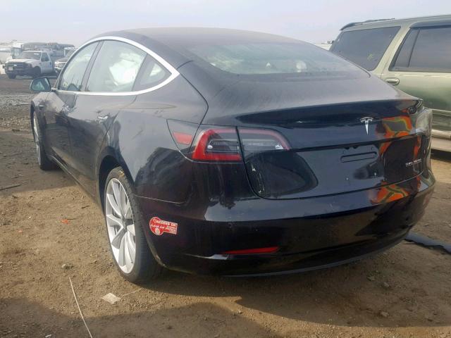 5YJ3E1EB5JF078761 - 2018 TESLA MODEL 3 BLACK photo 3