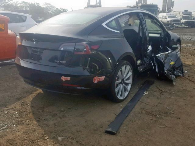 5YJ3E1EB5JF078761 - 2018 TESLA MODEL 3 BLACK photo 4