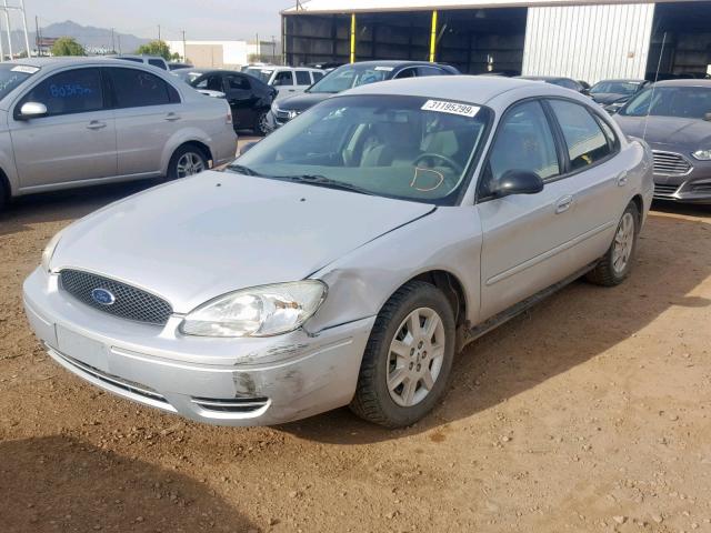 1FAFP52U04G158537 - 2004 FORD TAURUS LX SILVER photo 2