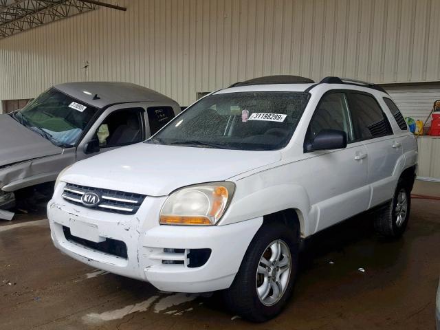 KNDJF723877443310 - 2007 KIA SPORTAGE E WHITE photo 2