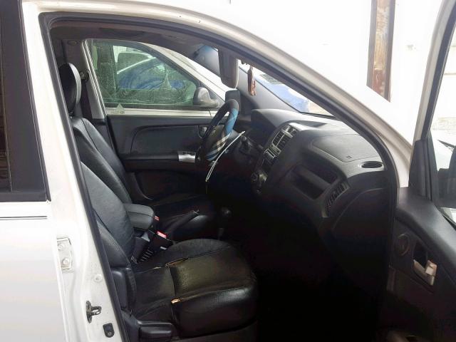 KNDJF723877443310 - 2007 KIA SPORTAGE E WHITE photo 5