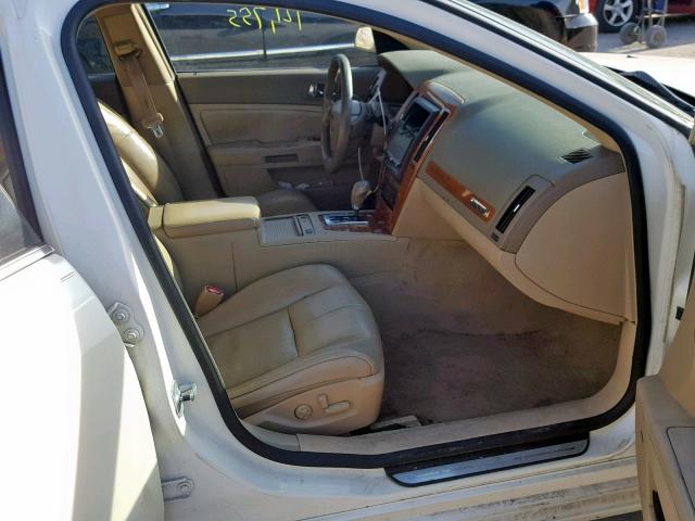 1G6DW677160195673 - 2006 CADILLAC STS WHITE photo 5