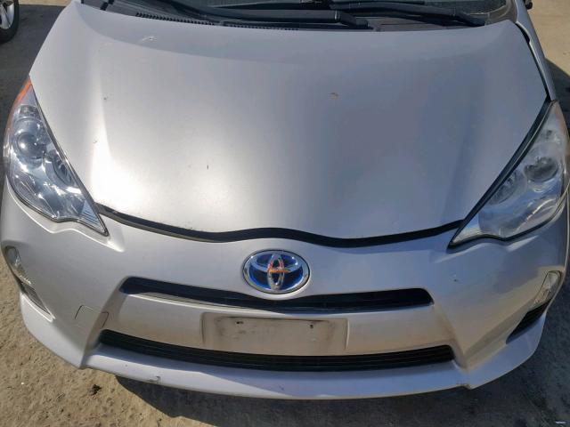 JTDKDTB31D1037547 - 2013 TOYOTA PRIUS C SILVER photo 7