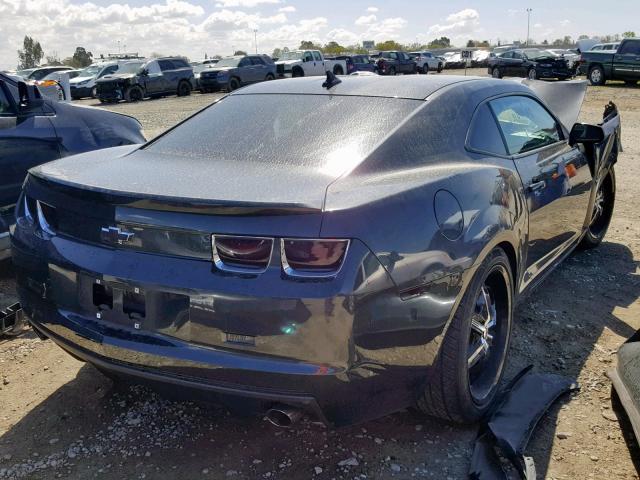 2G1FE1E38C9192470 - 2012 CHEVROLET CAMARO LS GRAY photo 4