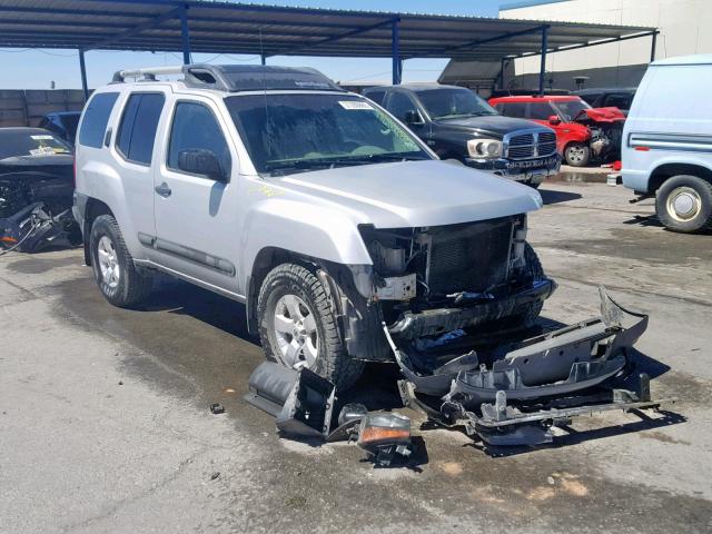 5N1AN0NW8DN813447 - 2013 NISSAN XTERRA X SILVER photo 1