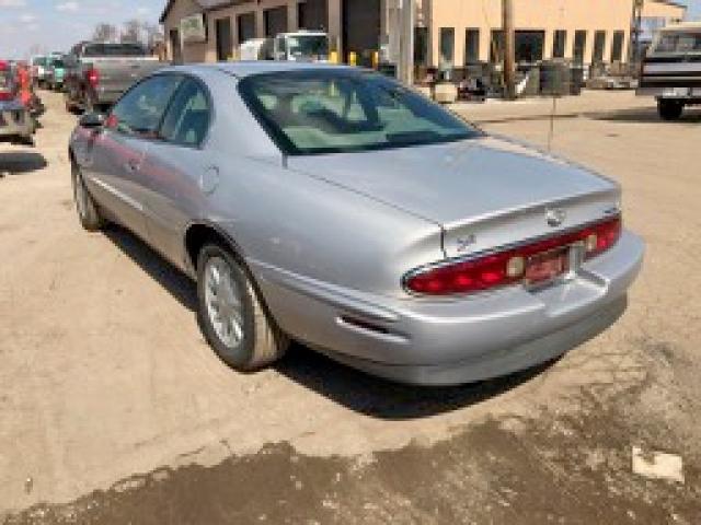 1G4GD2217W4708702 - 1998 BUICK RIVIERA SILVER photo 3