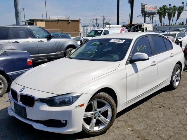 WBA3C1C54CF432719 - 2012 BMW 328 I SULE WHITE photo 2