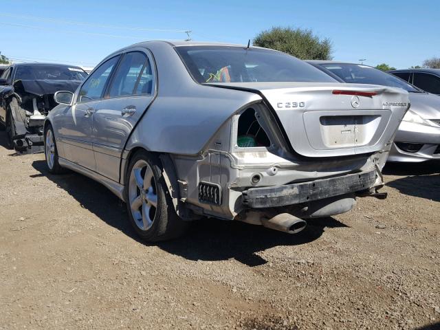 WDBRF40J25F604223 - 2005 MERCEDES-BENZ C 230K SPO SILVER photo 3