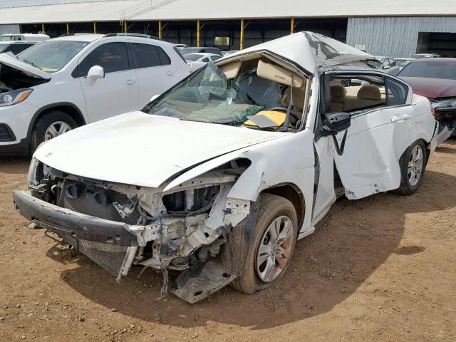 1HGCP26469A198932 - 2009 HONDA ACCORD LXP WHITE photo 2