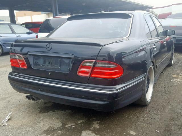 WDBJF74J4YA994185 - 2000 MERCEDES-BENZ E 55 AMG BLACK photo 4