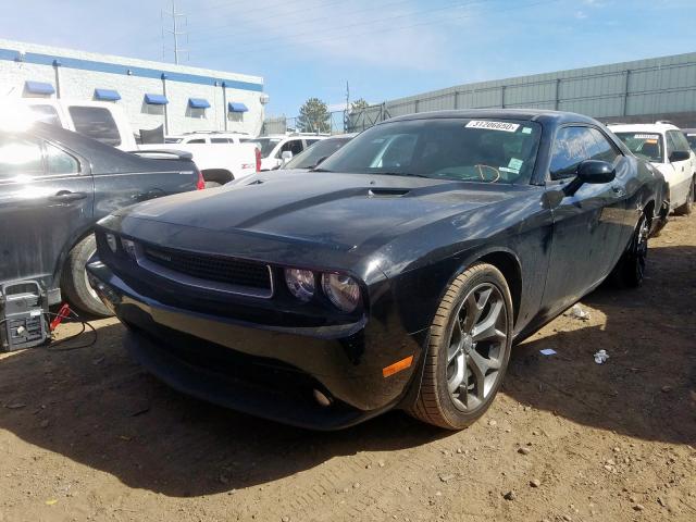 2C3CDYAG8CH101027 - 2012 DODGE CHALLENGER SXT  photo 2