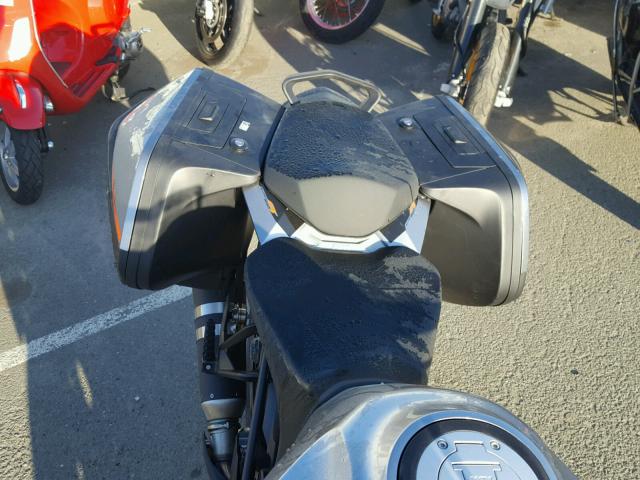 VBKV69409HM958558 - 2017 KTM 1290 SUPER GRAY photo 6