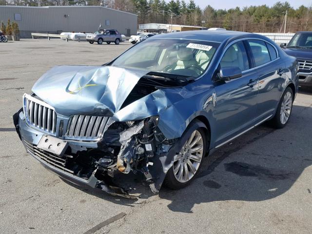 1LNHL9ER9AG607976 - 2010 LINCOLN MKS BLUE photo 2