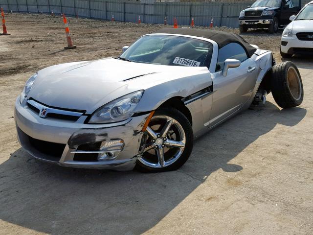 1G8MB35B97Y102605 - 2007 SATURN SKY SILVER photo 2