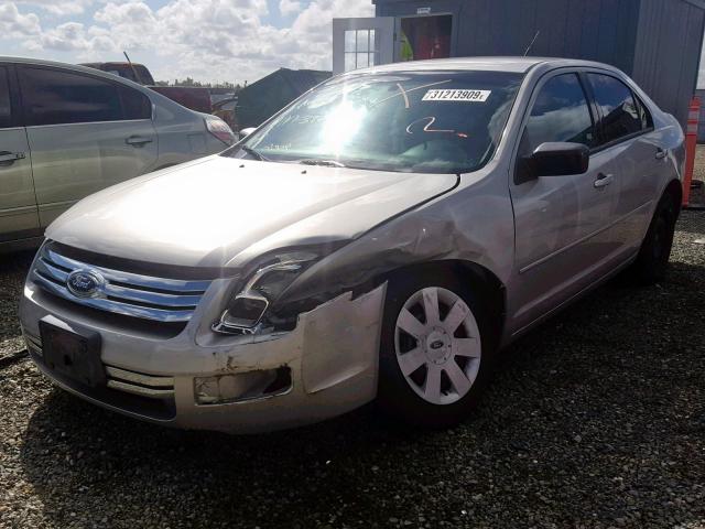 3FAHP06Z28R183973 - 2008 FORD FUSION S SILVER photo 2