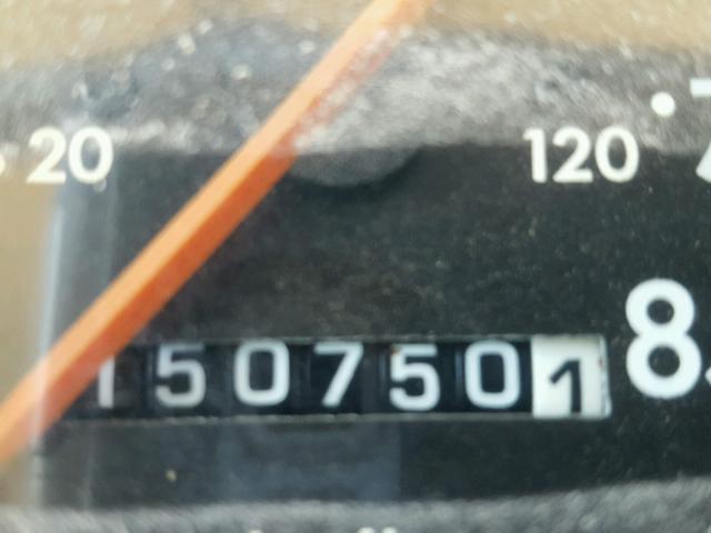 4UZAAXBV22CK00961 - 2002 FREIGHTLINER CHASSIS FS YELLOW photo 8