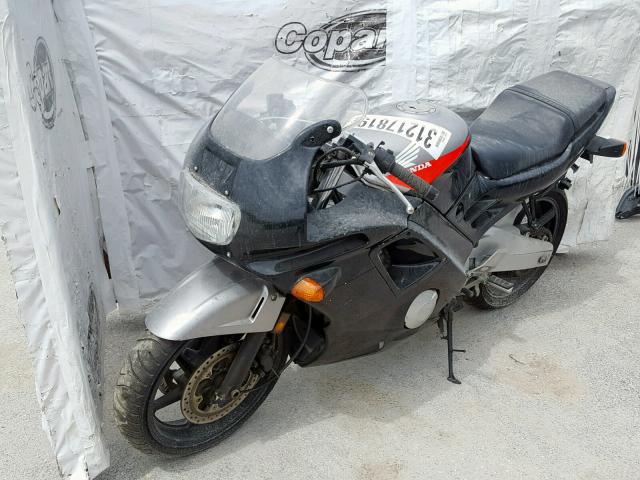 JH2PC2512PM201217 - 1993 HONDA CBR600 F2 GRAY photo 2