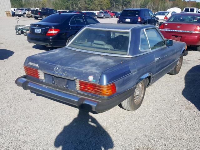 WDBBA45A9EA003882 - 1984 MERCEDES-BENZ 380 SL BLUE photo 4