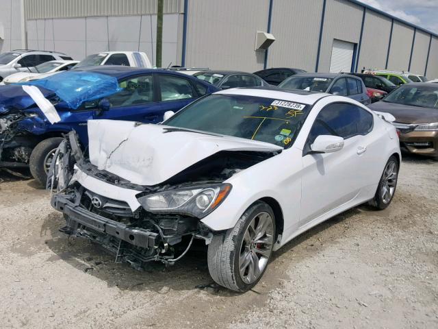 KMHHU6KJ1FU121777 - 2015 HYUNDAI GENESIS CO WHITE photo 2