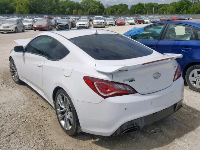 KMHHU6KJ1FU121777 - 2015 HYUNDAI GENESIS CO WHITE photo 3