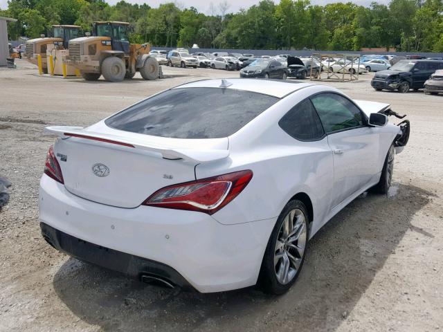 KMHHU6KJ1FU121777 - 2015 HYUNDAI GENESIS CO WHITE photo 4