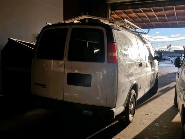 1GCSGAFX9C1192094 - 2012 CHEVROLET EXPRESS G1 WHITE photo 4