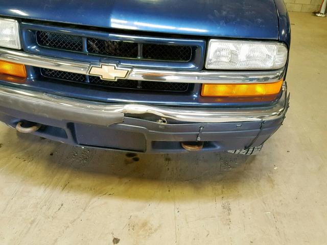 1GNDT13W4Y2284724 - 2000 CHEVROLET BLAZER BLUE photo 9