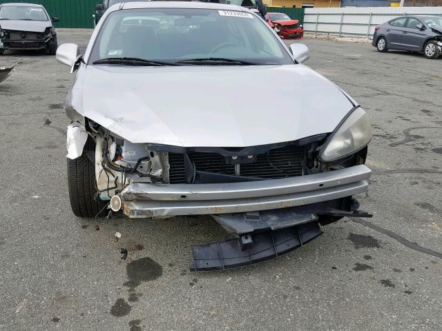 2G2WP552X81114041 - 2008 PONTIAC GRAND PRIX 银色 照片 9