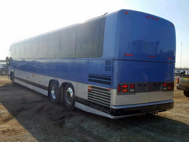 2PCX3349331028013 - 2003 PREVOST BUS BLUE photo 3