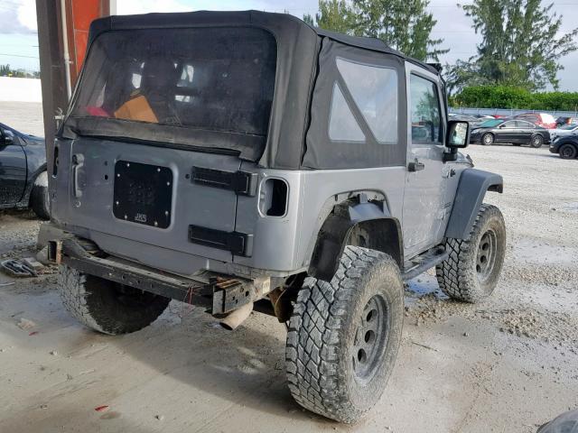 1C4AJWAG4DL656559 - 2013 JEEP WRANGLER S GRAY photo 4