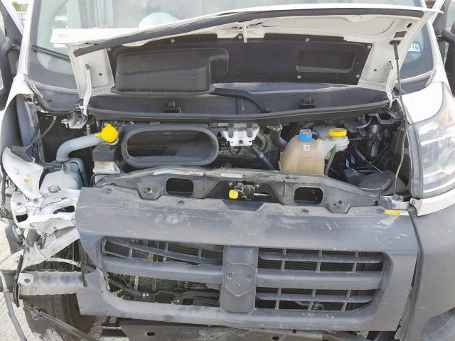 3C6TRVCG4JE113071 - 2018 RAM PROMASTER 白色 照片 7