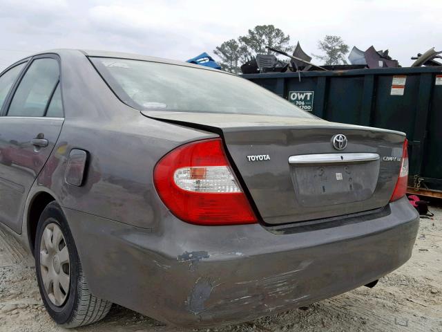 4T1BE32K53U669626 - 2003 TOYOTA CAMRY LE GRAY photo 9