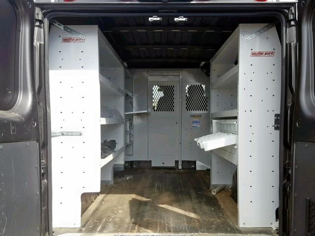 3C6TRVAG9JE156078 - 2018 RAM PROMASTER 灰色 照片 9