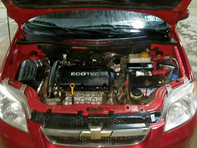 KL1TD56E09B378118 - 2009 CHEVROLET AVEO LS RED photo 7