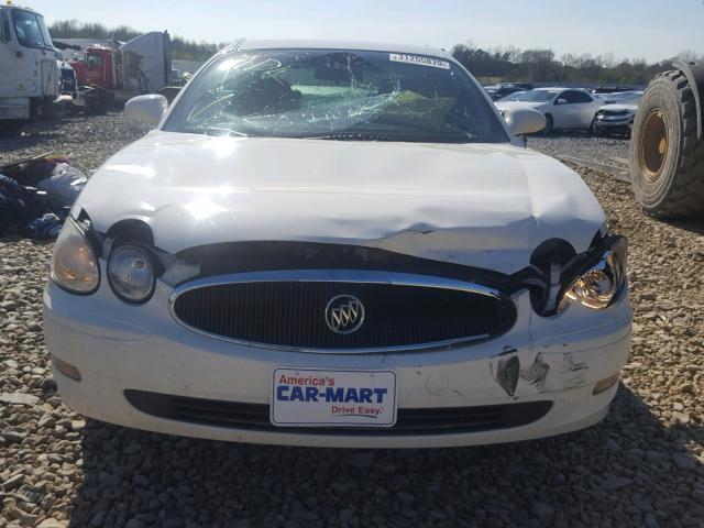 2G4WD552871110133 - 2007 BUICK LACROSSE C WHITE photo 9