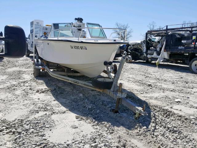 LBV06110F191 - 1991 PROS BOAT WHITE photo 1