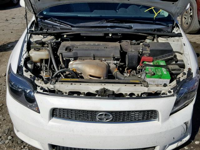 JTKDE167750012868 - 2005 TOYOTA SCION TC WHITE photo 7