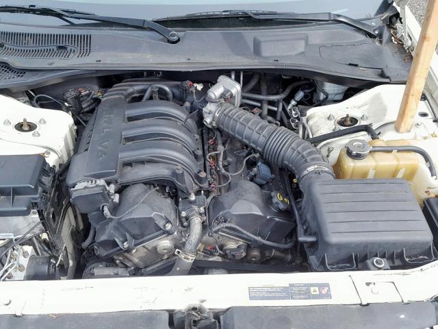 2D4FV48T95H598936 - 2005 DODGE MAGNUM SE WHITE photo 7