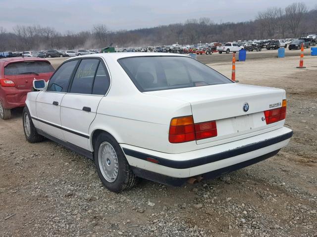 WBAHC2304KBE19462 - 1989 BMW 525 I AUTO WHITE photo 3