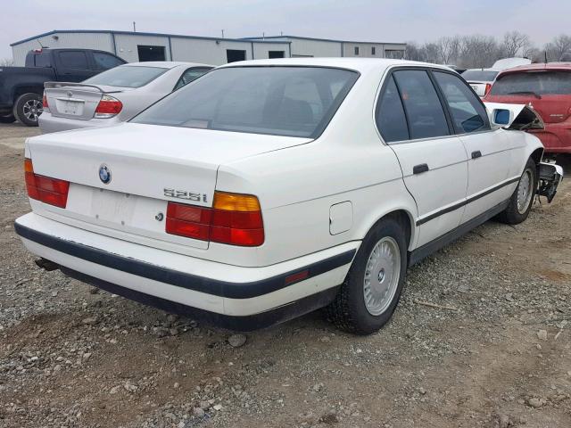 WBAHC2304KBE19462 - 1989 BMW 525 I AUTO WHITE photo 4