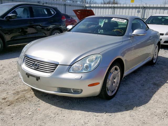 JTHFN48Y720017926 - 2002 LEXUS SC 430 SILVER photo 2