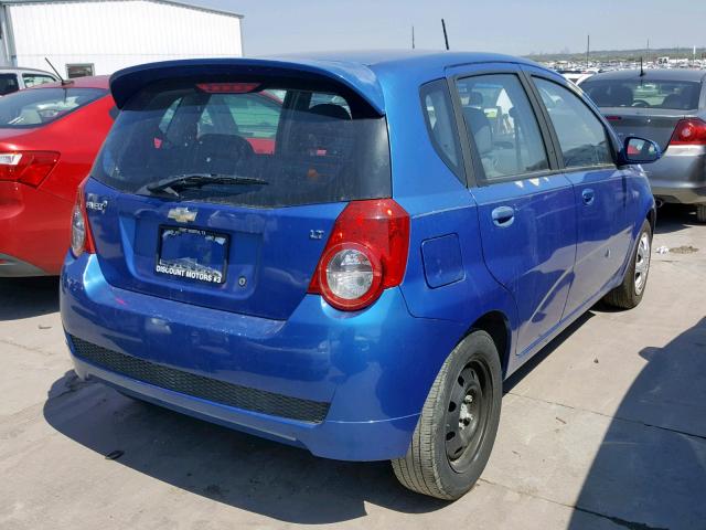 KL1TD66EX9B627188 - 2009 CHEVROLET AVEO LS BLUE photo 4