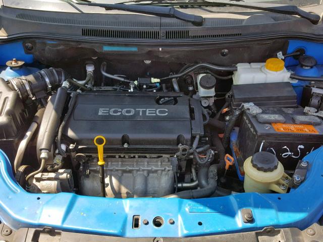 KL1TD66EX9B627188 - 2009 CHEVROLET AVEO LS BLUE photo 7