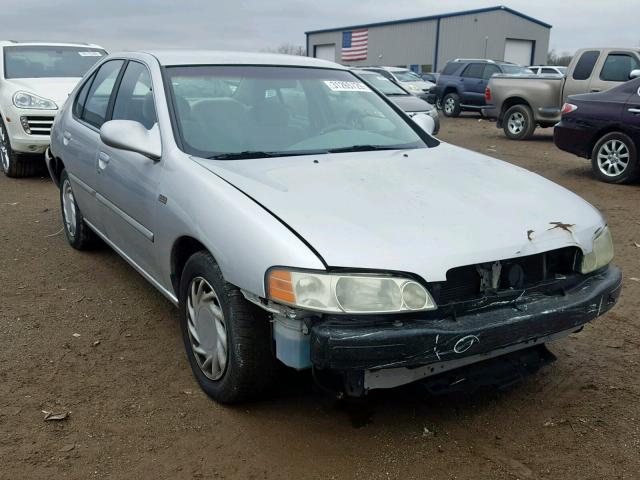 1N4DL01D61C203815 - 2001 NISSAN ALTIMA XE SILVER photo 1