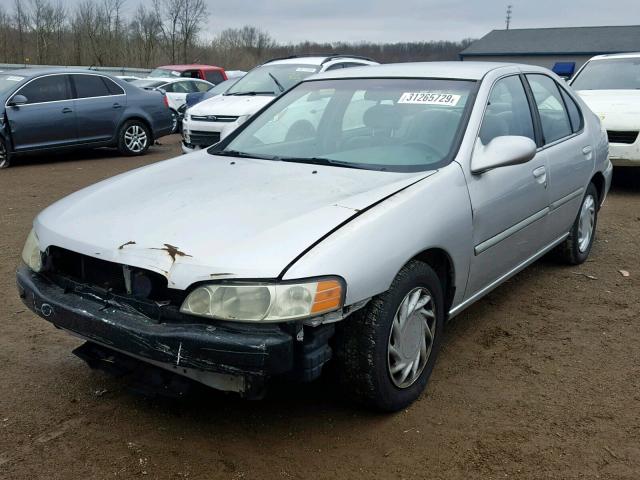 1N4DL01D61C203815 - 2001 NISSAN ALTIMA XE SILVER photo 2