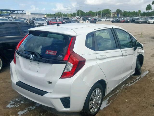 3HGGK5H58FM753692 - 2015 HONDA FIT LX WHITE photo 4