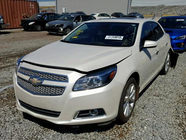 1G11H5SA1DF223711 - 2013 CHEVROLET MALIBU LTZ WHITE photo 2