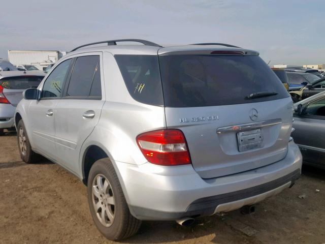 4JGBB22EX7A256136 - 2007 MERCEDES-BENZ ML 320 CDI SILVER photo 3