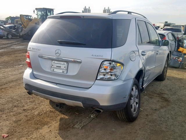 4JGBB22EX7A256136 - 2007 MERCEDES-BENZ ML 320 CDI SILVER photo 4